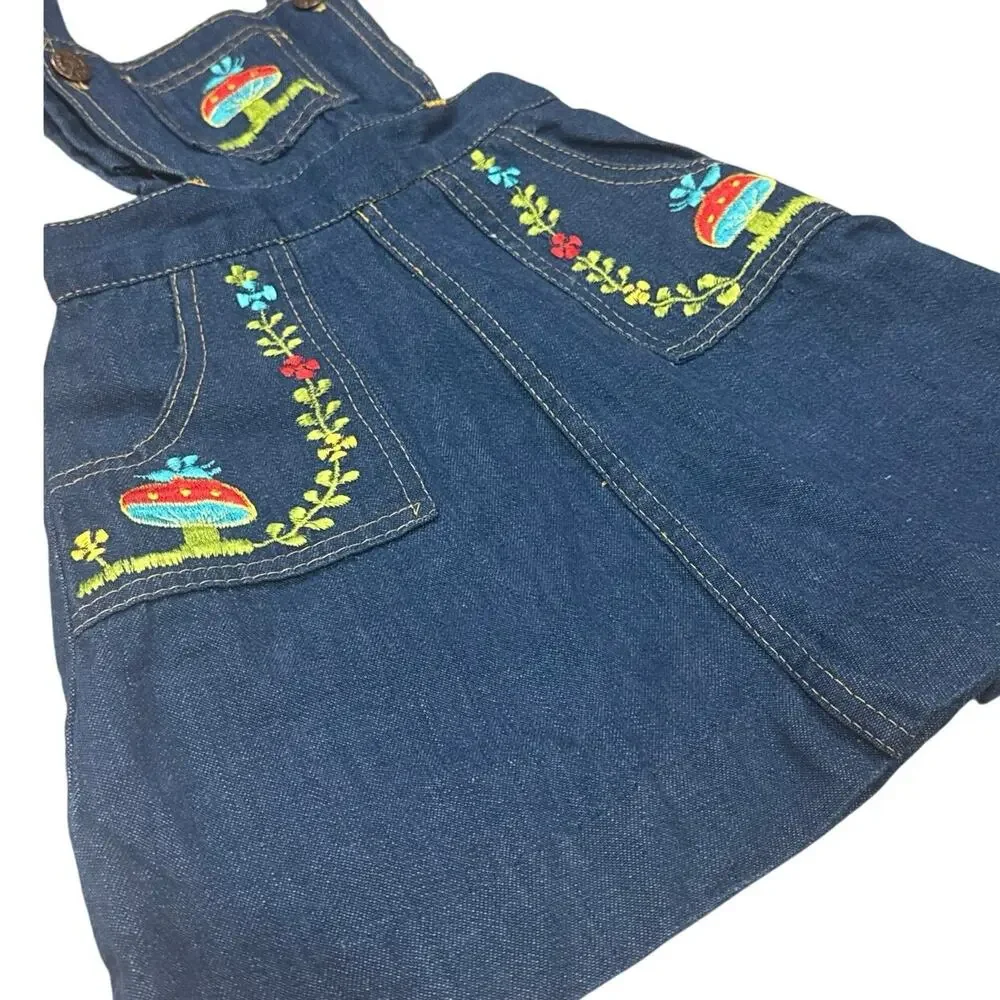 Vintage charming 90s